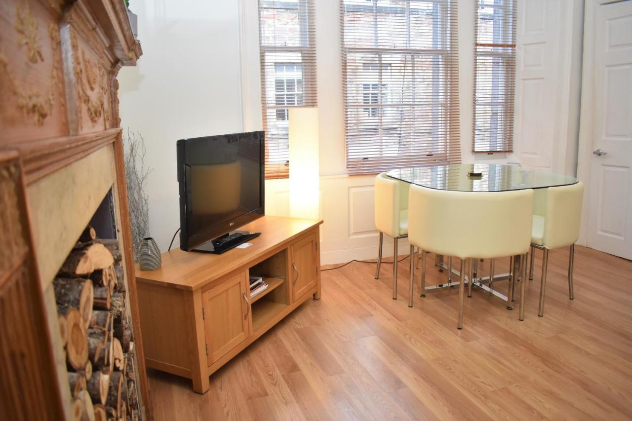 Rose Street - Watchmakers Apartment เอดินบะระ ภายนอก รูปภาพ