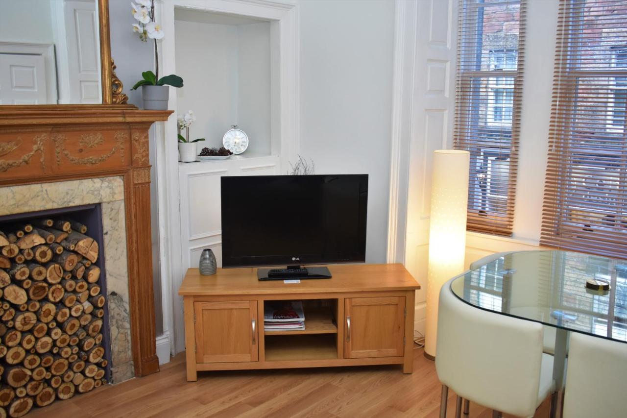 Rose Street - Watchmakers Apartment เอดินบะระ ภายนอก รูปภาพ